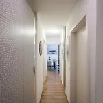 Myflat Wave Golden Beachfront Family