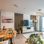 Myflat Wave Golden Beachfront Family Apartman *