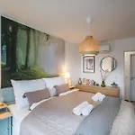 Myflat Wave Golden Beachfront Family * Siófok