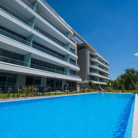 Myflat Wave Golden Beachfront Family Siófok