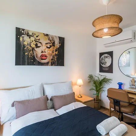 Apartman Myflat Wave Golden Beachfront Family *