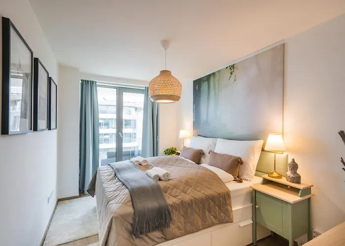 Myflat Wave Golden Beachfront Family * Siofok